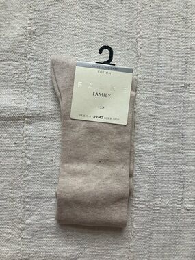Falke Cotton Crew Socks in Light Beige